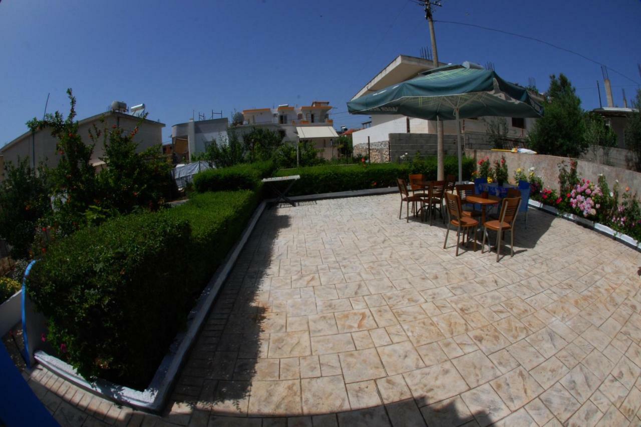 Vila Ronaldo Apartment Ksamil Exterior photo